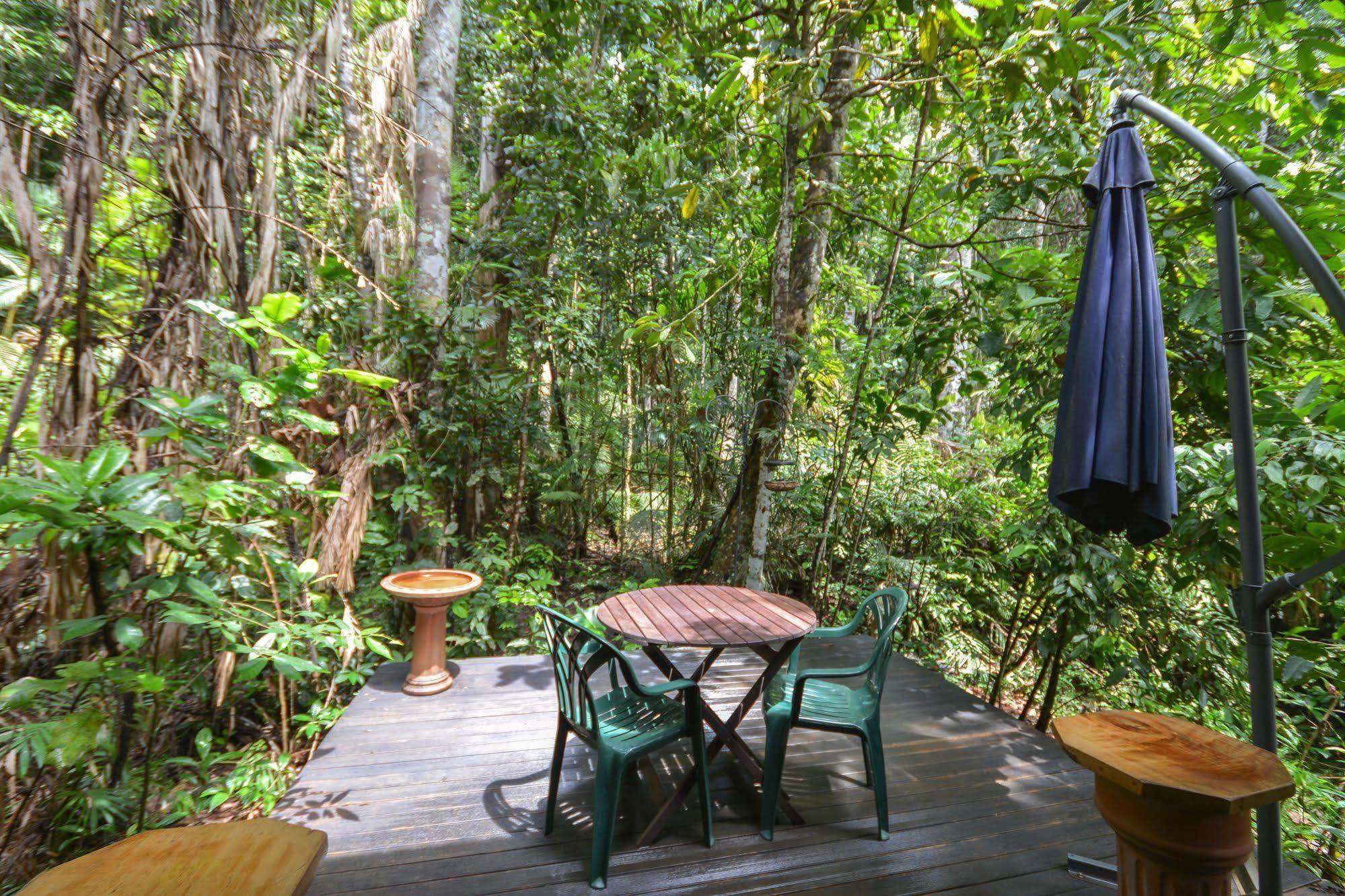 Crater Lakes Rainforest Cottages Юнгаберра Экстерьер фото
